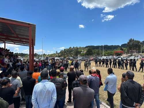Fuerzas-federales-y-estatales-frenan-exodo-en-El-Durazno-Tamazula-prometen-presencia-permanente